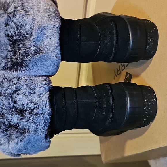 SPERRY- Women's Black Leather Torrent Winter Lace-Up Boots NWT. SIZE 5.5M - Picture 6 of 11